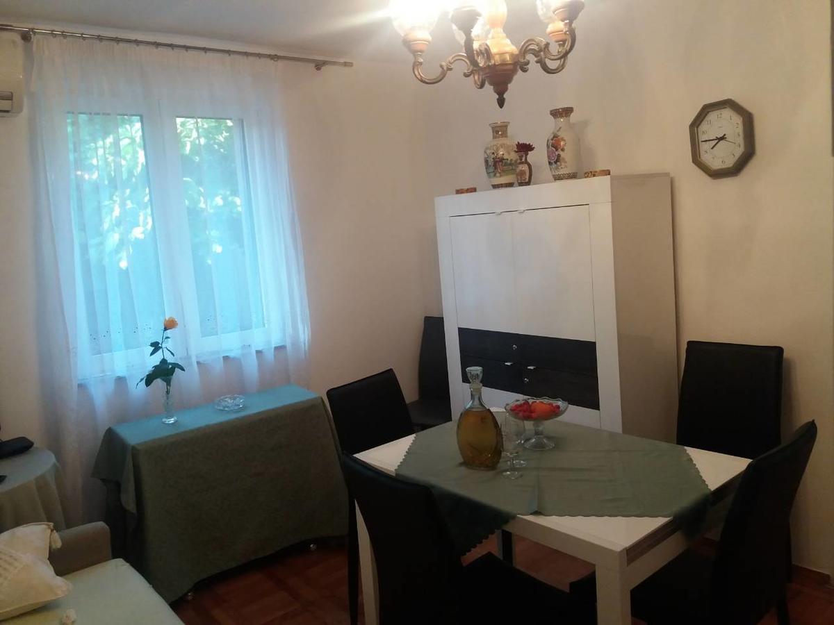 Apartments Palm House Ρόβινι Εξωτερικό φωτογραφία